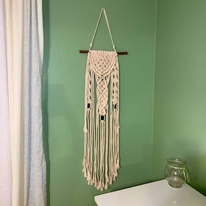 Elegant Cream Macrame Wall Hanging